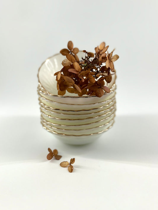 Anchor Hocking 'Golden Shell' Small Bowls