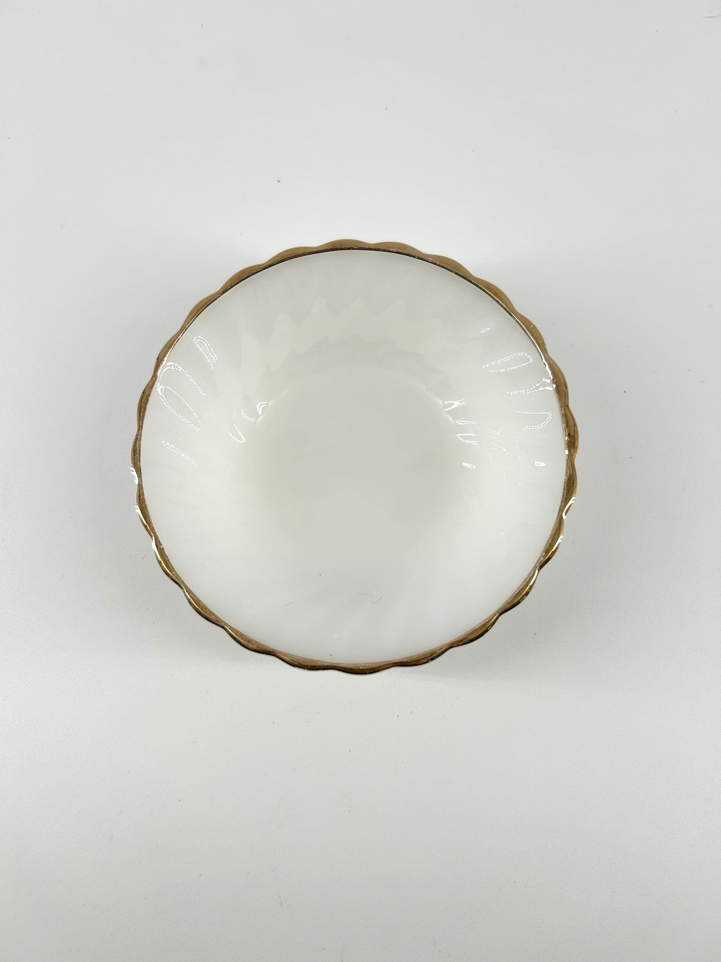 Anchor Hocking 'Golden Shell' Small Bowls