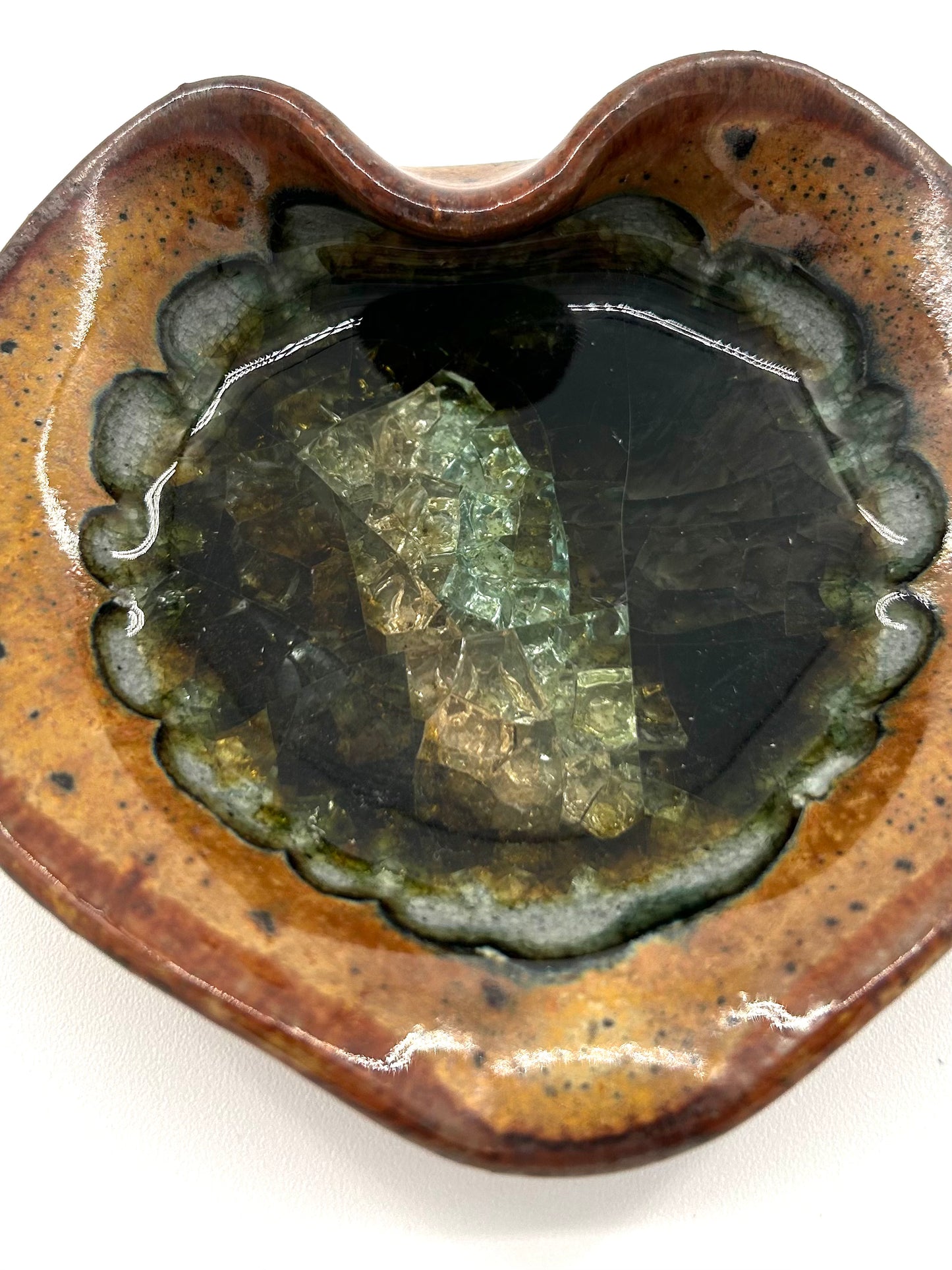 Polished Crackle Glass Inlay Ceramic Dish